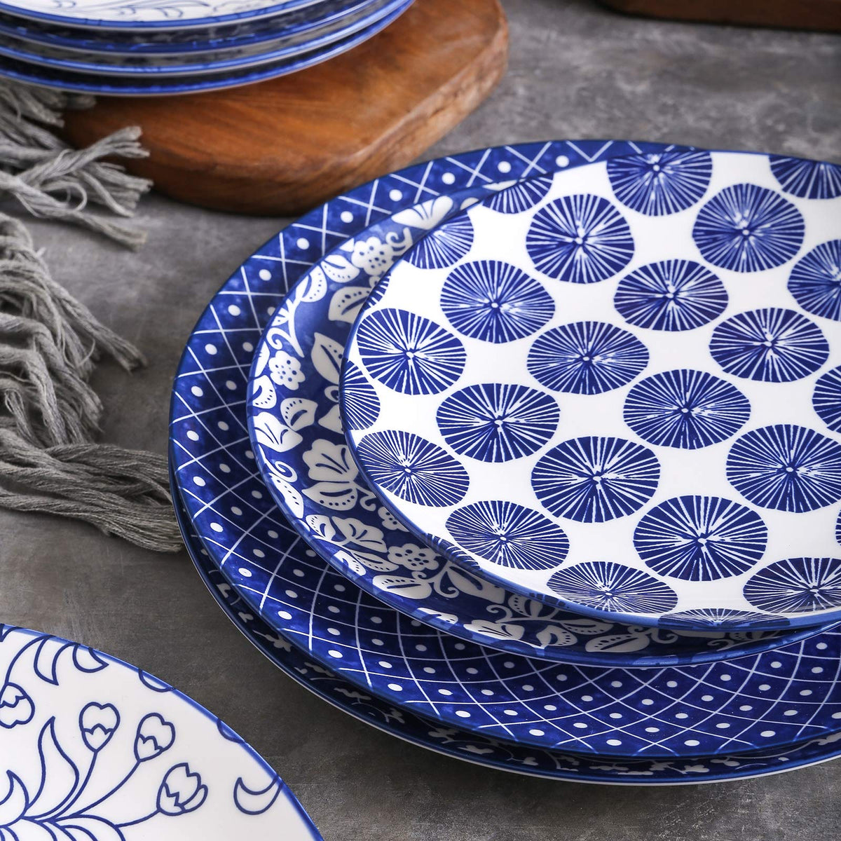 10 inch Porcelain Dinner Plates + 12-Pieces Dinnerware Sets N741815