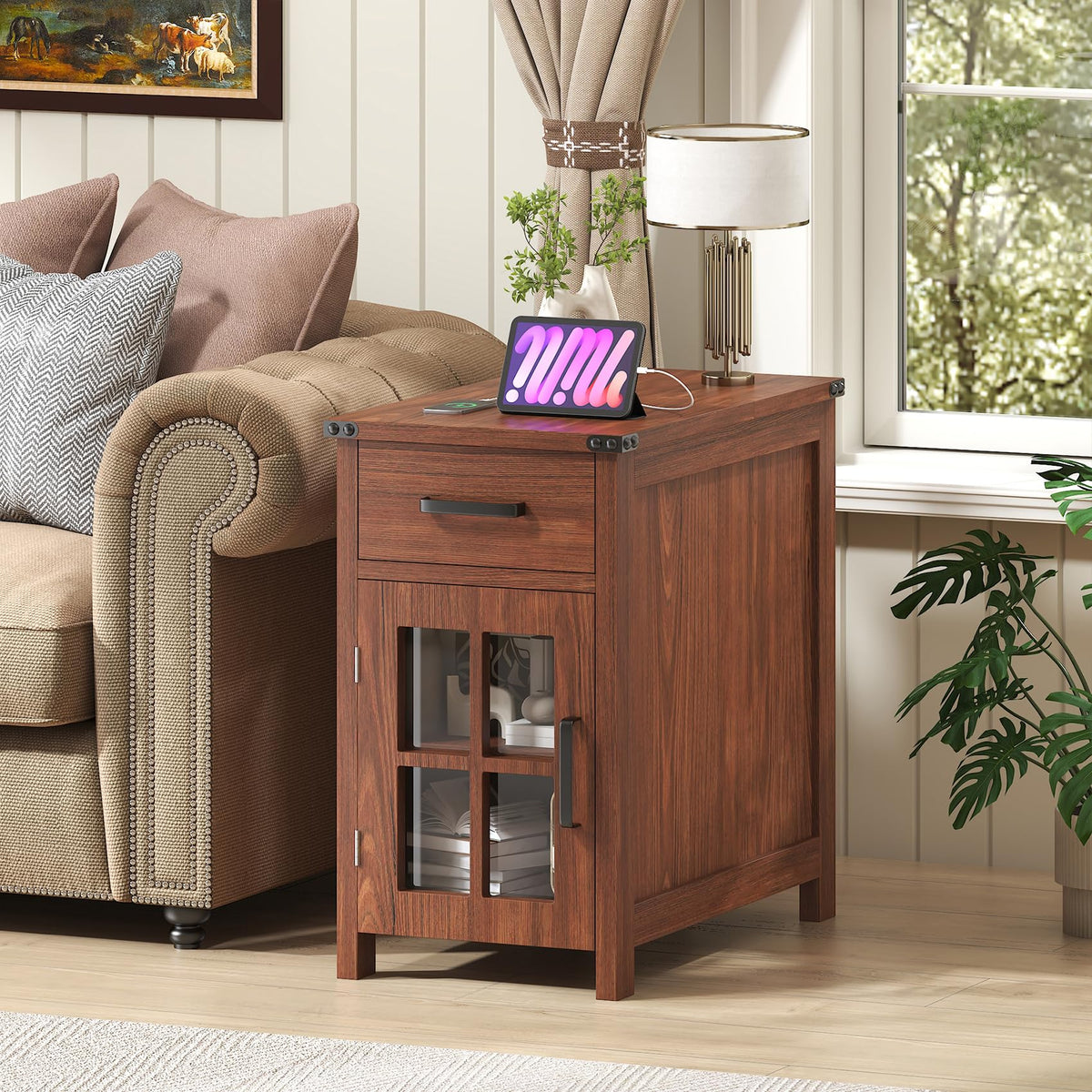 End Table with Charging Station V579782